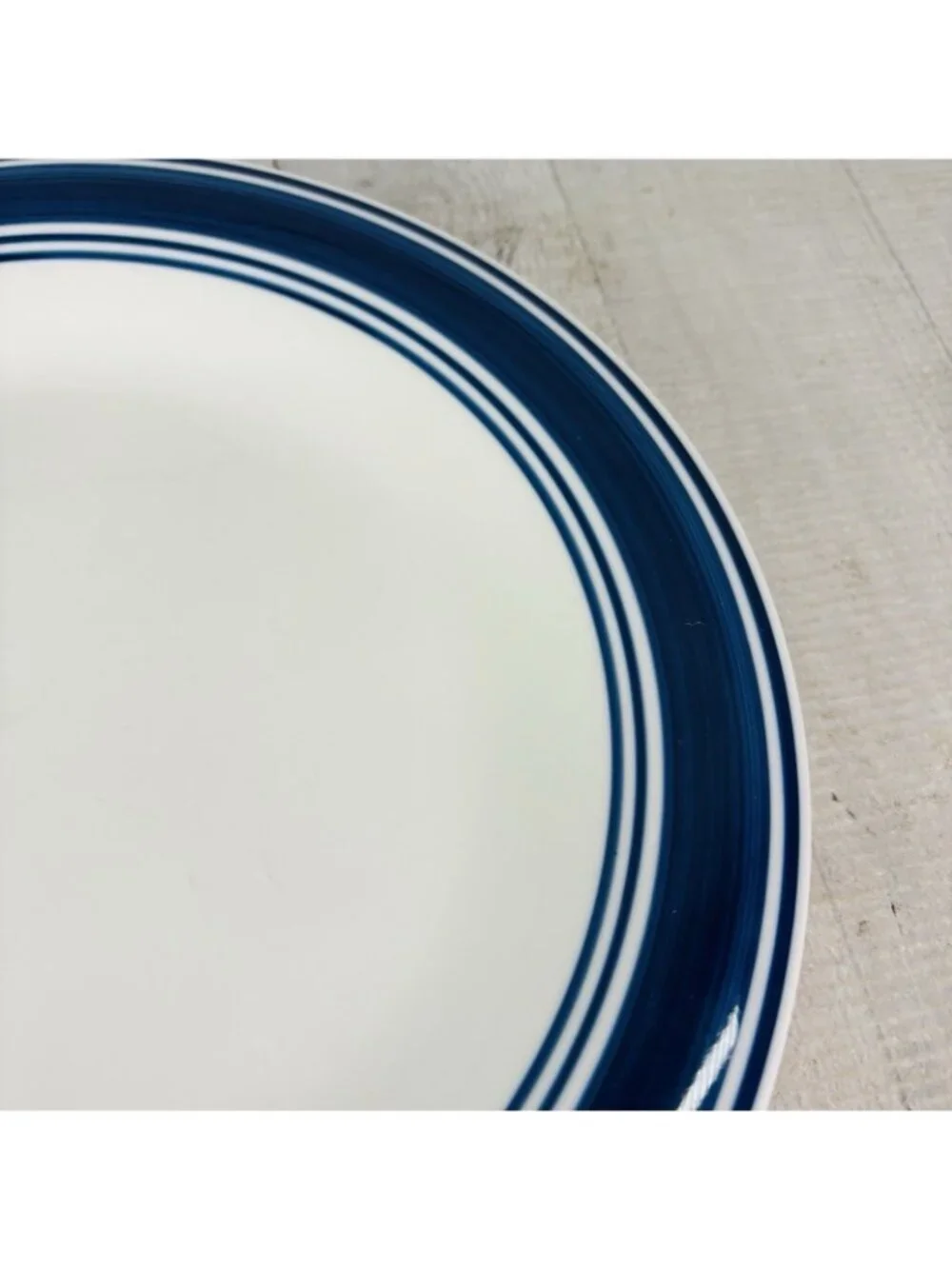 Mainstays CASUAL BANDED ROYAL BLUE Rings Stoneware White Dinner Plates Set of 4